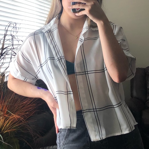 ZAFUL oversized striped cropped button up - Picture 2 of 6